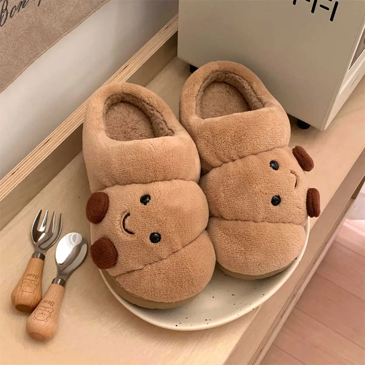 Fun Croissant Bread Cotton Slippers for Men and Women, Winter Couple Home Use, Thick-Soled Non-Slip Home Slippers for Women - Image 2