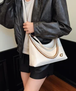 Spacious Simple Stylish Chain Single Shoulder Underarm Bag Fall Winter New Style Vintage Unique Slant Bag for Work - Image 5