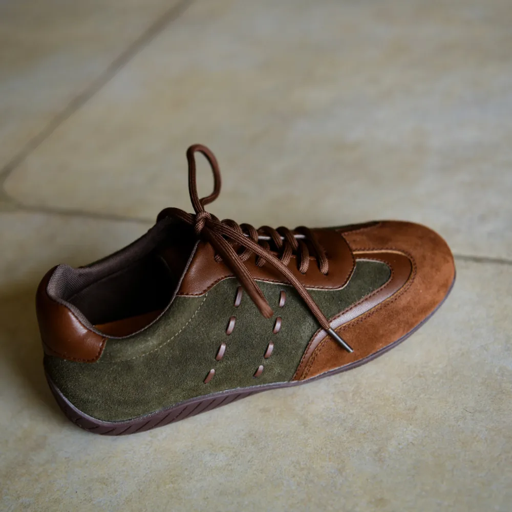 Vintage German Training Baseball Shoes for Women's Genuine Leather Woman Running Sports Shoes Outdoor Tennis Lace-up Sneakers - Image 4