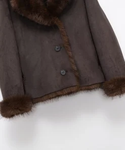 2025 Autumn New Women's Casual Lapel Long Sleeve Fashion Button-Down Reversible Faux Fur Effect Jacket - Image 4