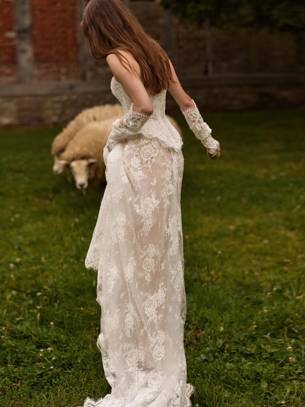 With Corset Lace Long Wedding Dress Without Gloves Dreamy Off Shoulder A-line Bridal Gown Customized Vintage Dresses For Bride - Image 2