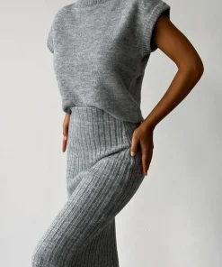 Hot Fashionable Commuting Round Neck Sleeveless Top Slim Elastic Skirt Autumn Winter Women's Suit Elegant Casual Sweater Suit - Image 5