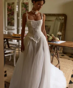 New Arrival Charming Appliques Wedding Dress Shinny Beaded Thin Straps Bridal Gown Customized A-line Tulle Dresses For Bride - Image 3