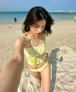 Alternative view of ​​Spicy Daisy Swimsuit Halter Bikini Set 3pcs Women Brightening Waist Cinching Hot Spring Micro Cheeky Slim Fit Swimwear