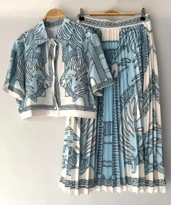 2025 summer women's retro geometric print lapel straight short shirt two-piece set + high waist loose pleated skirt fashion suit - Image 3