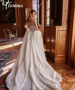 Romantic Strapless Wedding Dress 2026 Stylish Lace Bridal Gown Classic A-Line Applique Floor-Length Customized - Image 3
